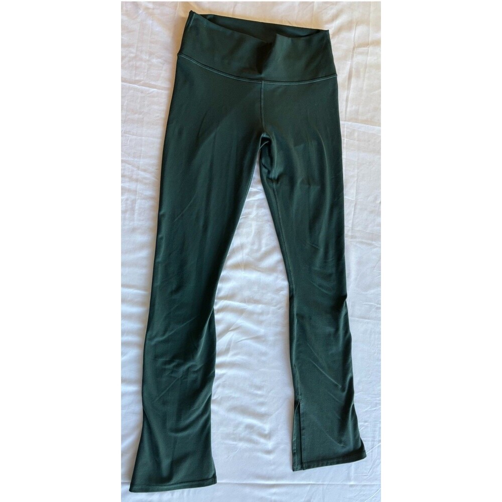 Fabletics Green Flare Slit Leggings Women’s Powerhold Sz S Yoga Classic